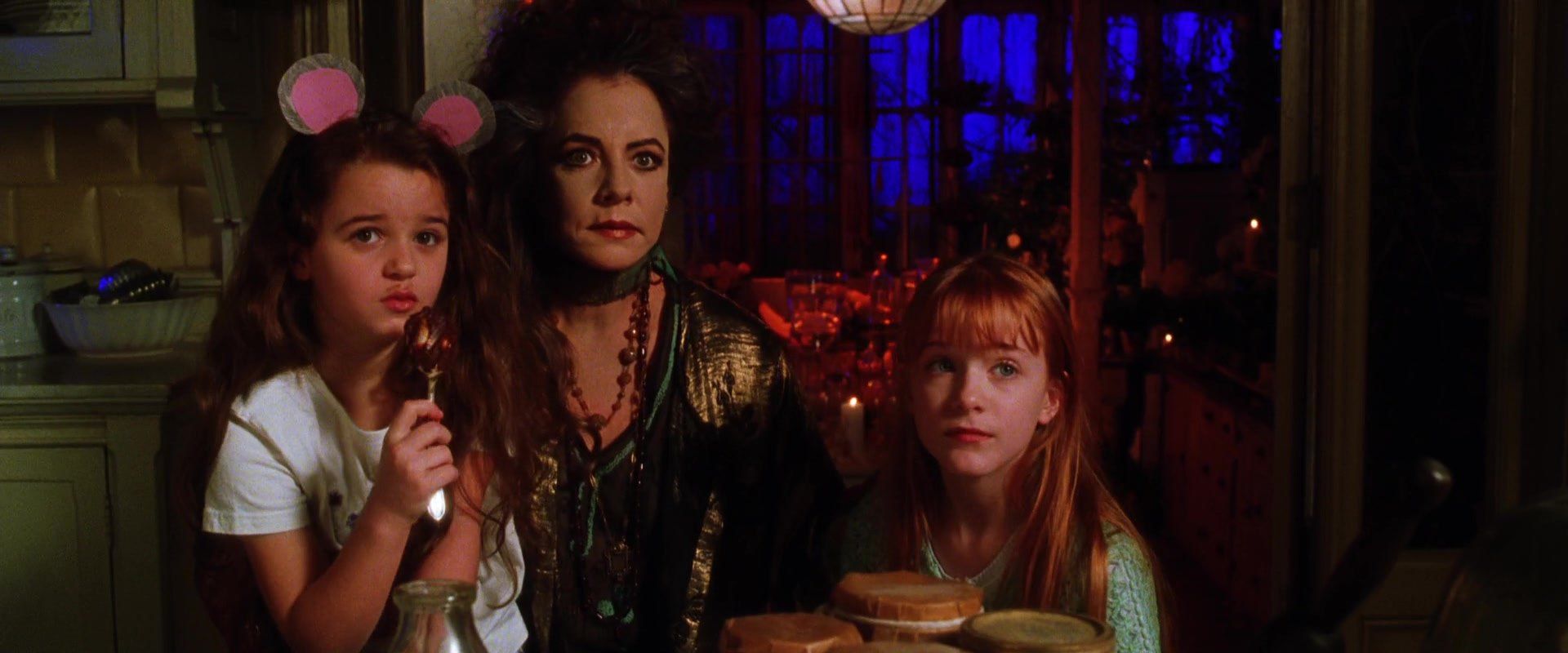 Why Practical Magic 2 Recast Sally's Daughters, Kylie & Antonia (& What The OG Stars Have Said) image