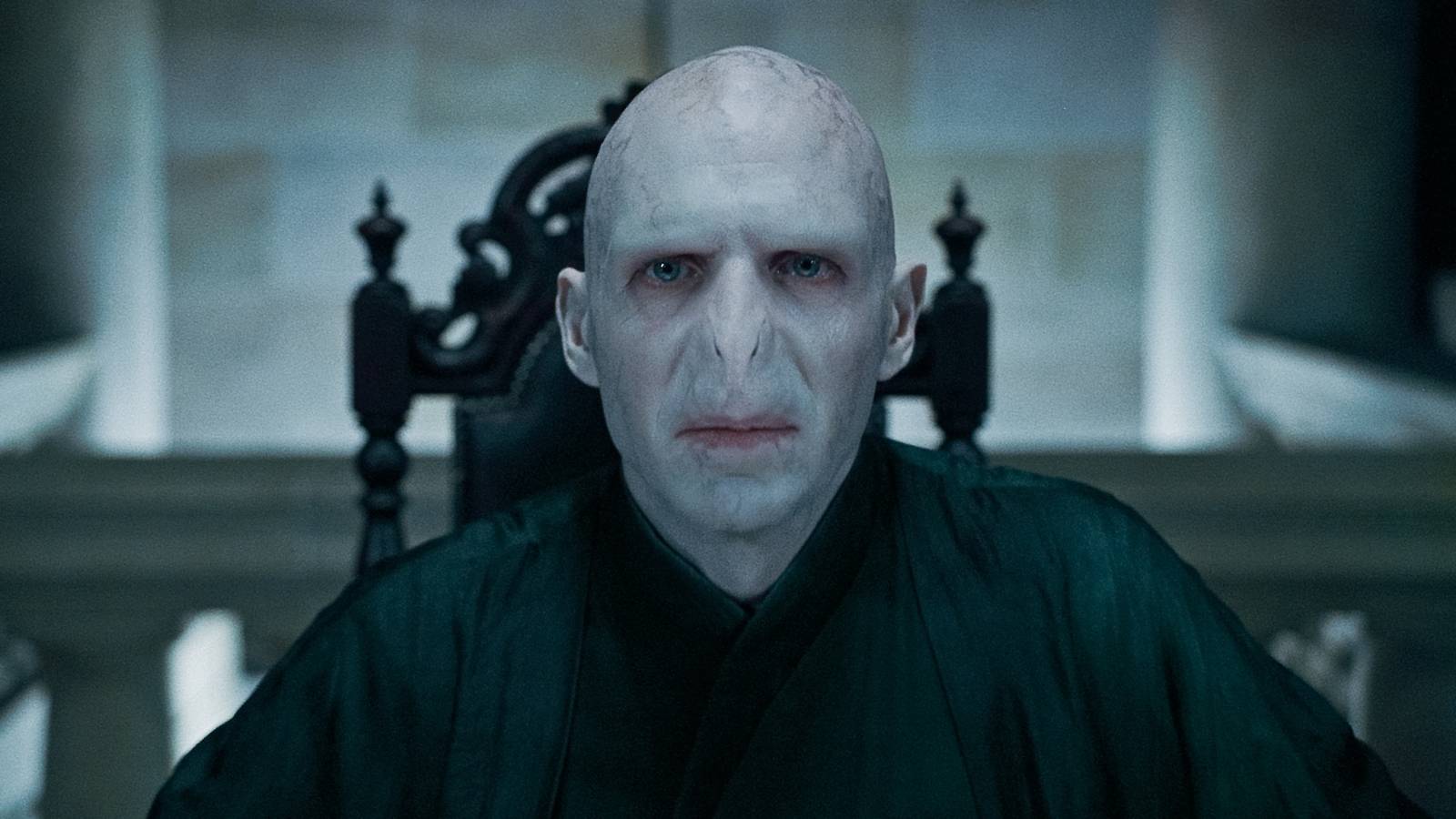 Iconic Harry Potter Actor Gets His Fifth Redesign In 25 Years Iconic Harry Potter Actor Gets His Fifth Redesign In 25 Years