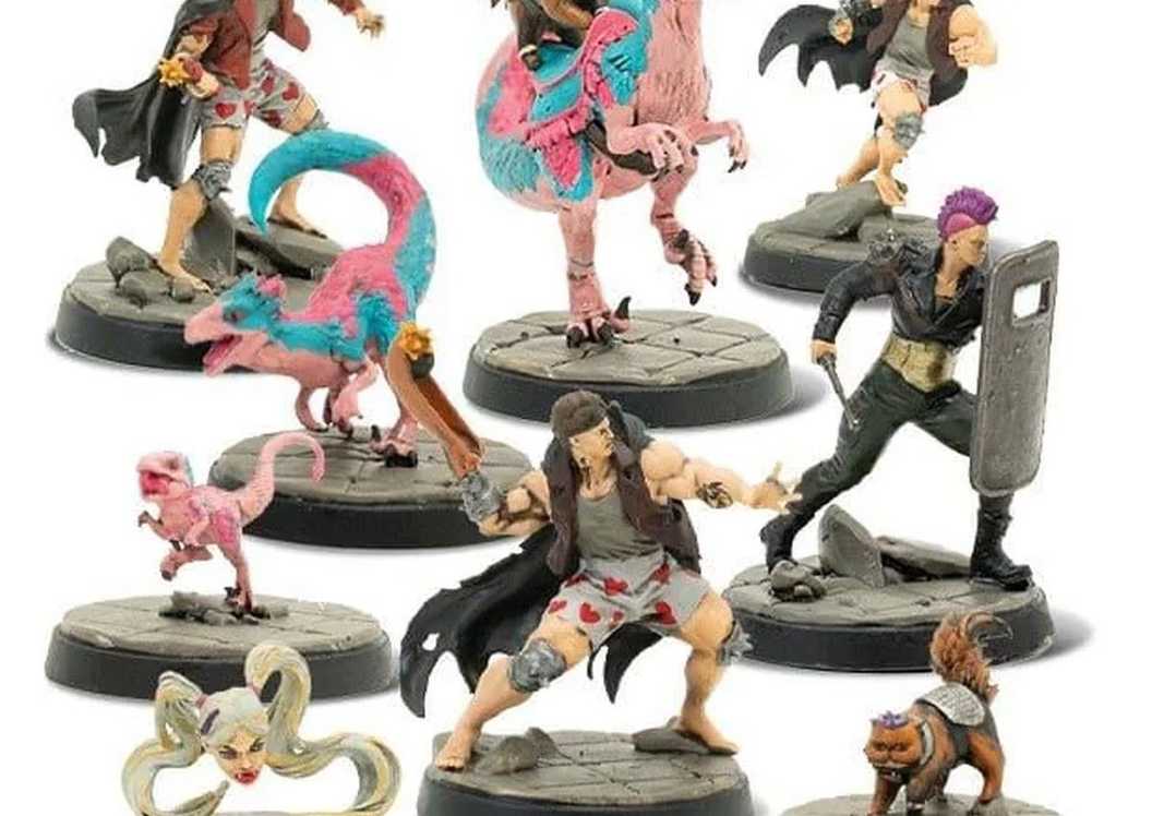 Image shows the miniatures from Dungeon Crawler Carl RPG: Miniatures Set 1: The Royal Court