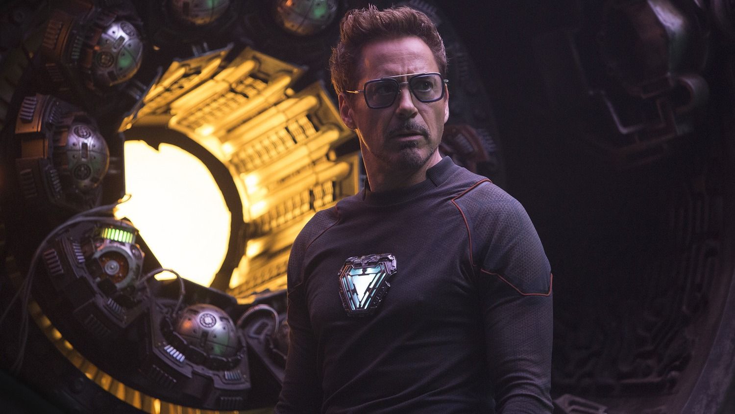Tony Stark's Sweetest Moment Just Became Way Darker (& Could Reveal A Doomsday Connection)