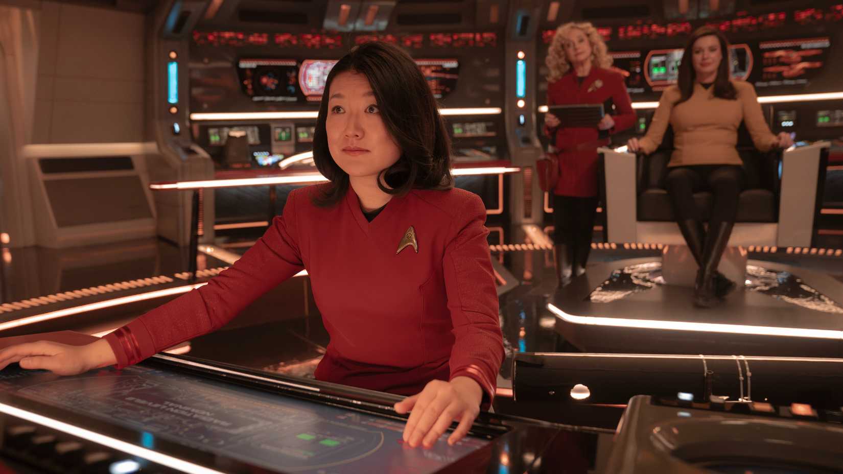 Rong Fu as Jenna Mitchell
