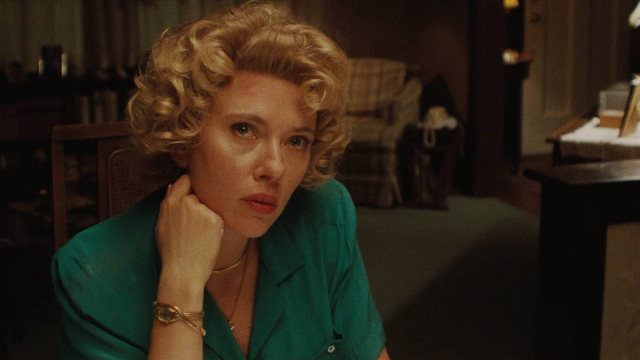 Scarlett Johansson in Paper Tiger