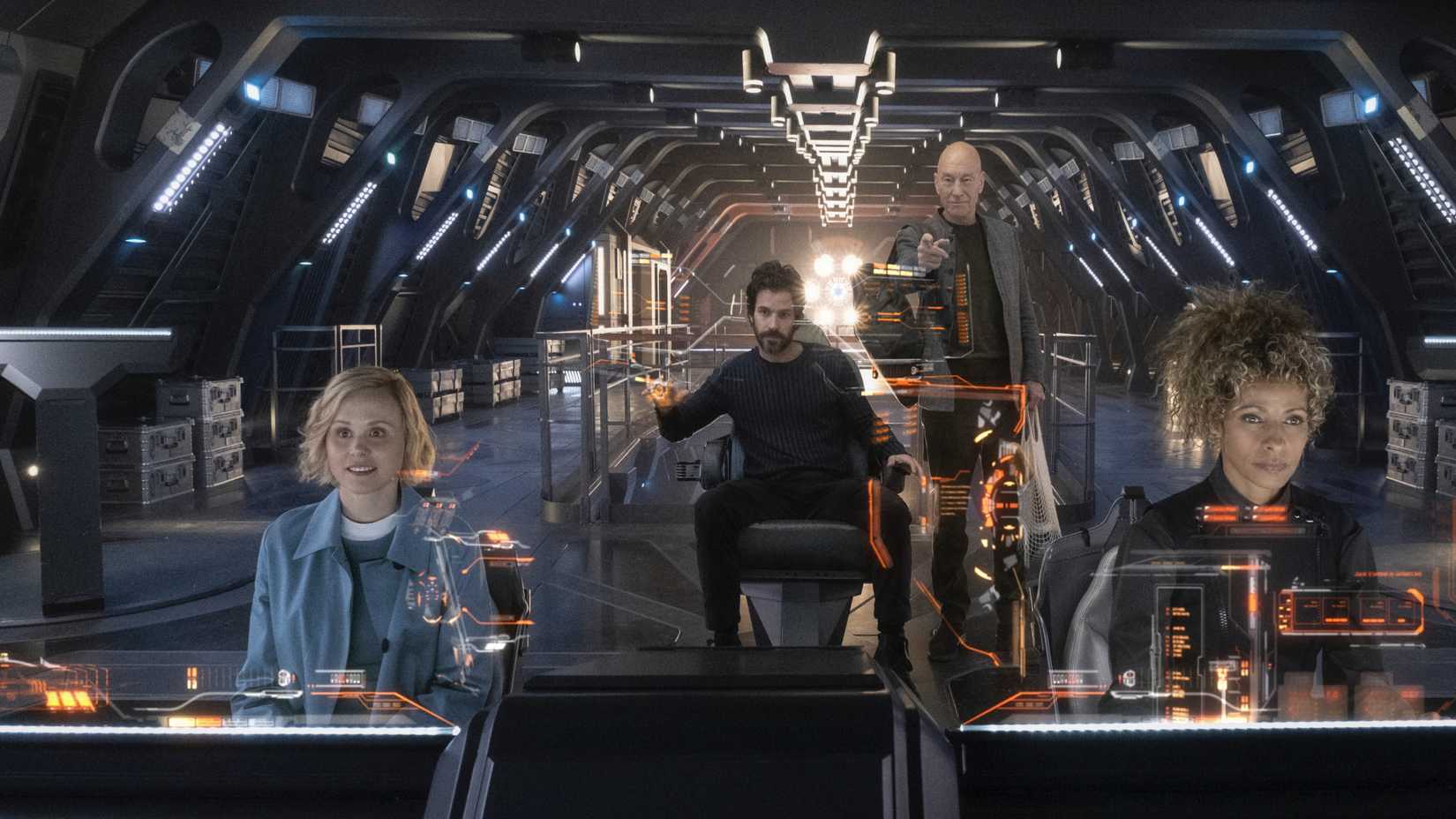 Picard and motley crew on La Sirena bridge