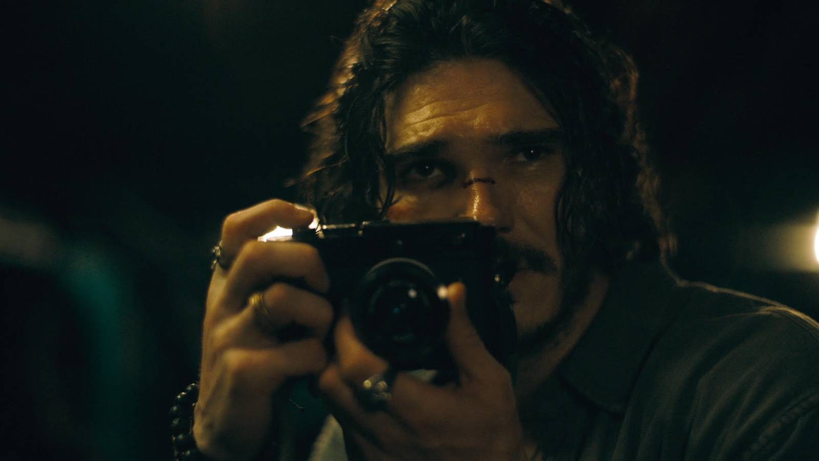 The Last Photograph Review: Zack Snyder's Worst-Ever Movie Is Missing His Touch [TIFF]