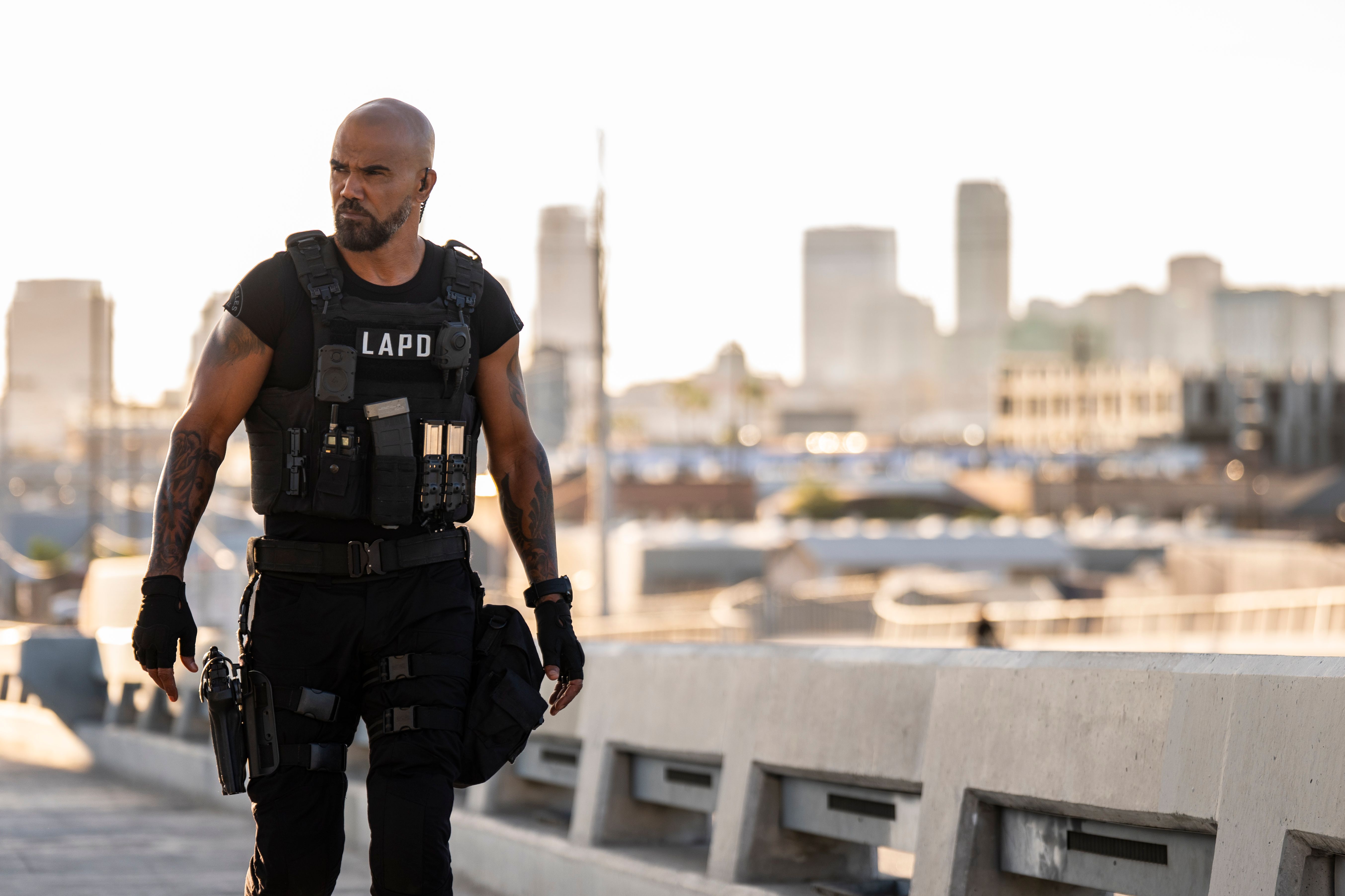 SWAT Exiles 101 Shemar Moore (%22Daniel “Hondo” Harrelson%22)
