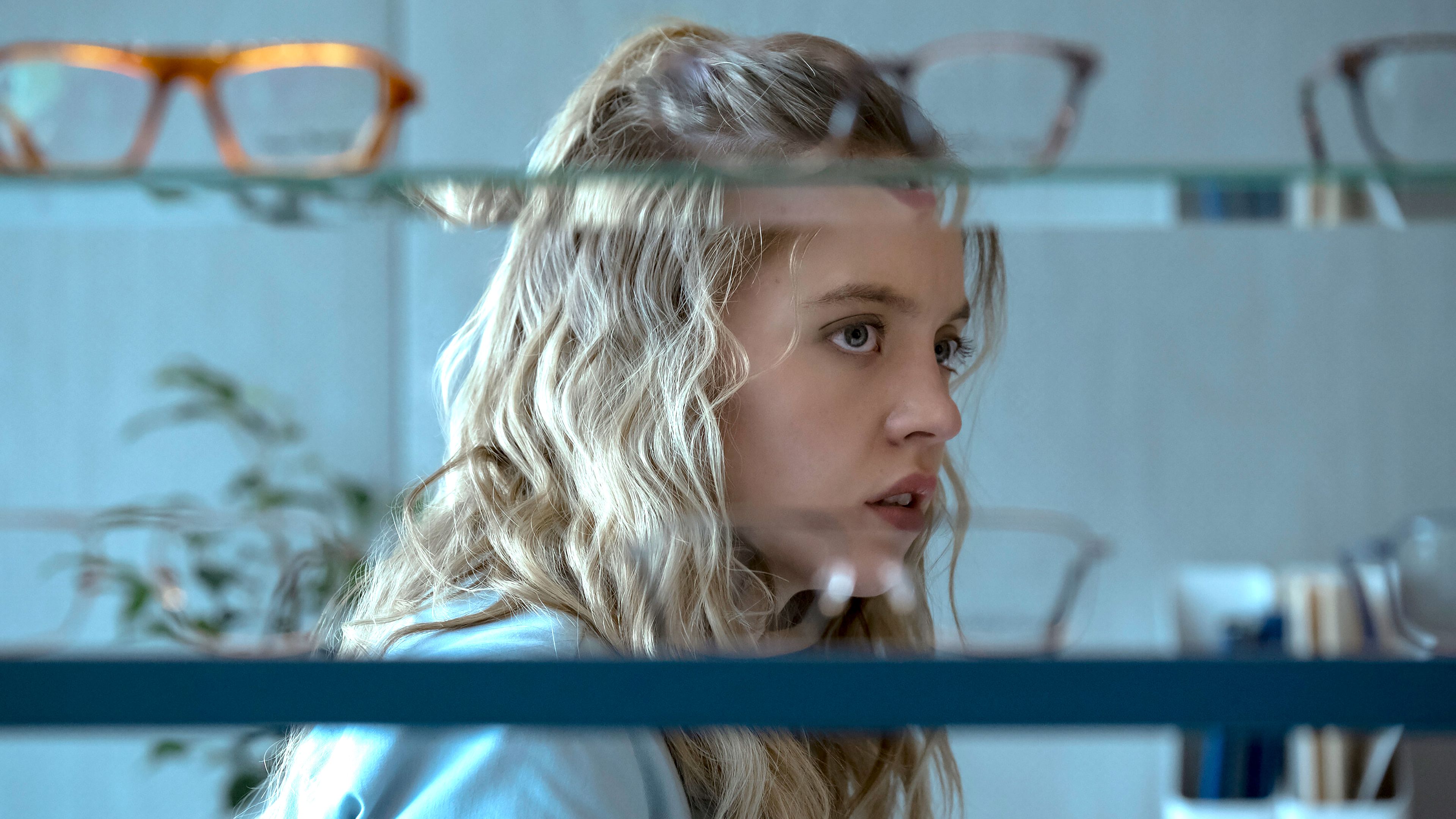 Sydney Sweeney’s R-Rated Alfred Hitchcock Remake Is Officially Returning With An Exciting New Release