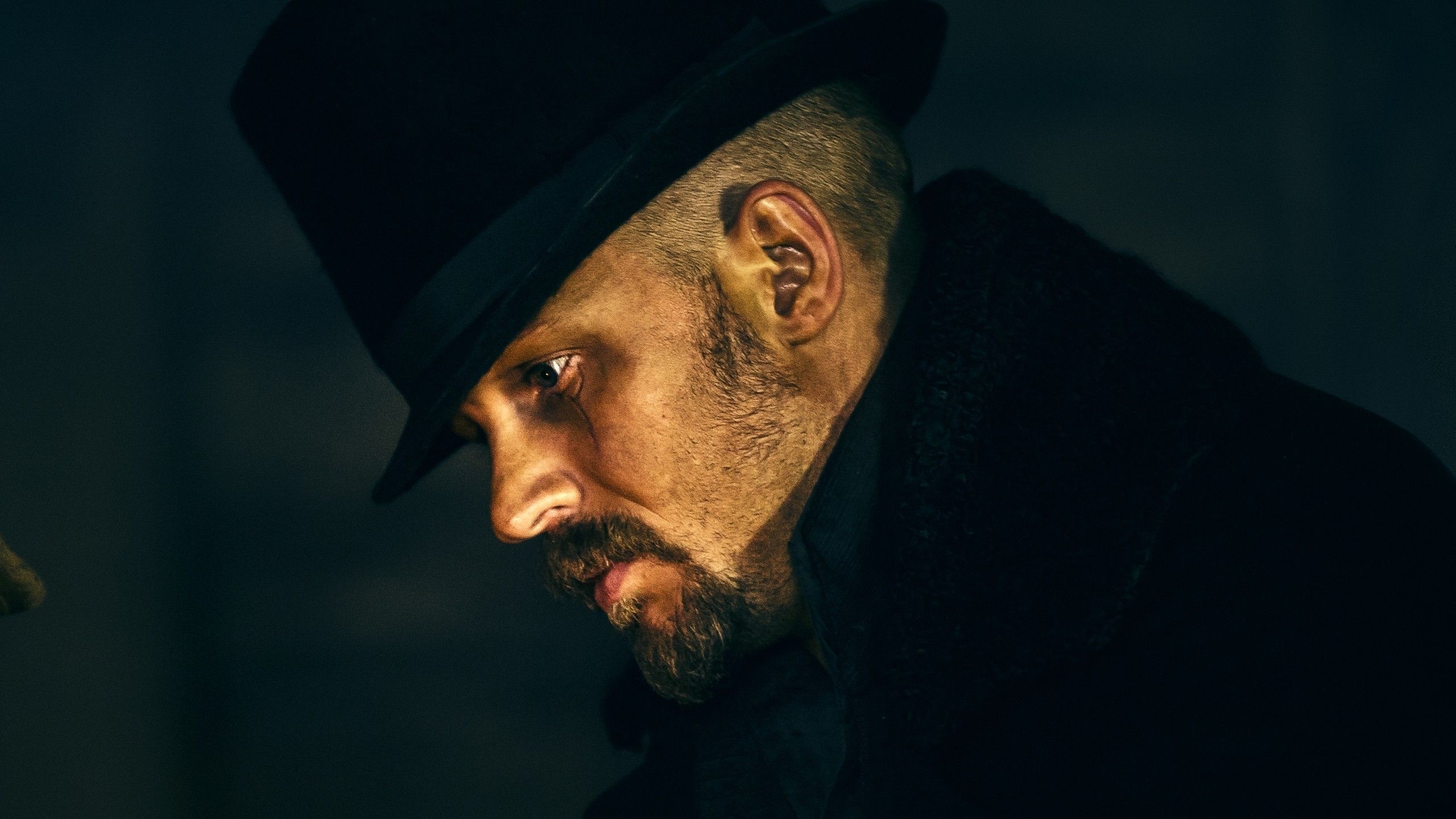 Tom Hardy's Peaky Blinders Successor Is Officially Free To Stream & Season 2 Is Coming