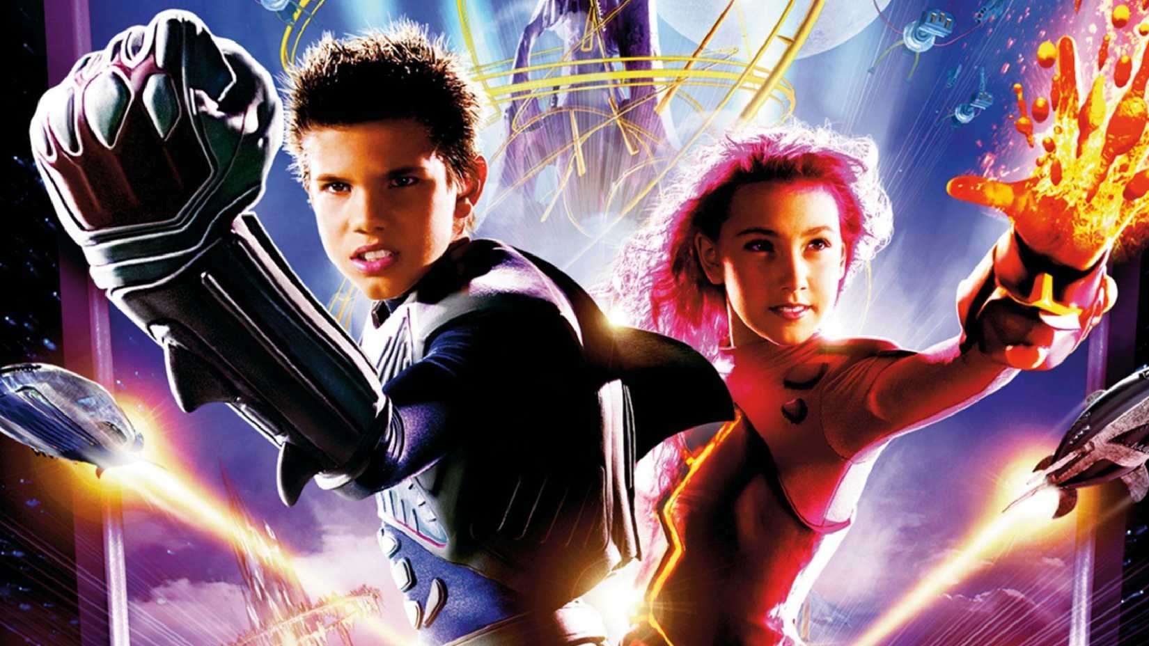The Adventures of Sharkboy and Lavagirl's titular heroes fight together