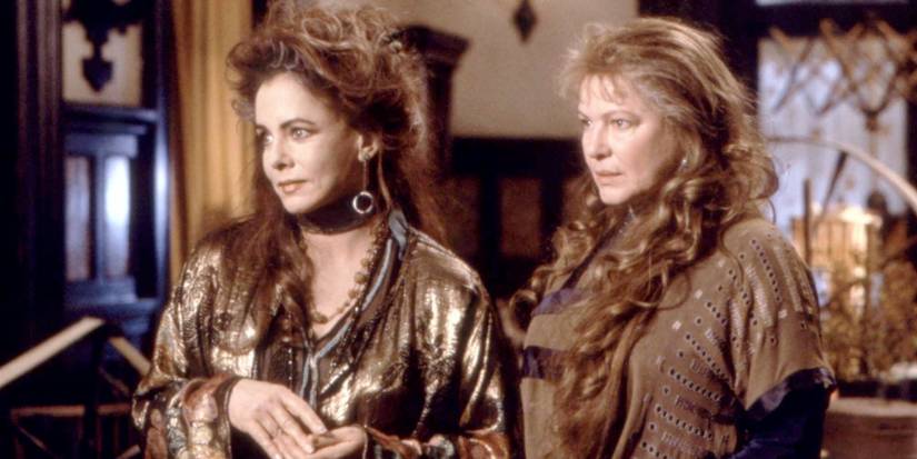 The aunts looking unamused in Practical Magic