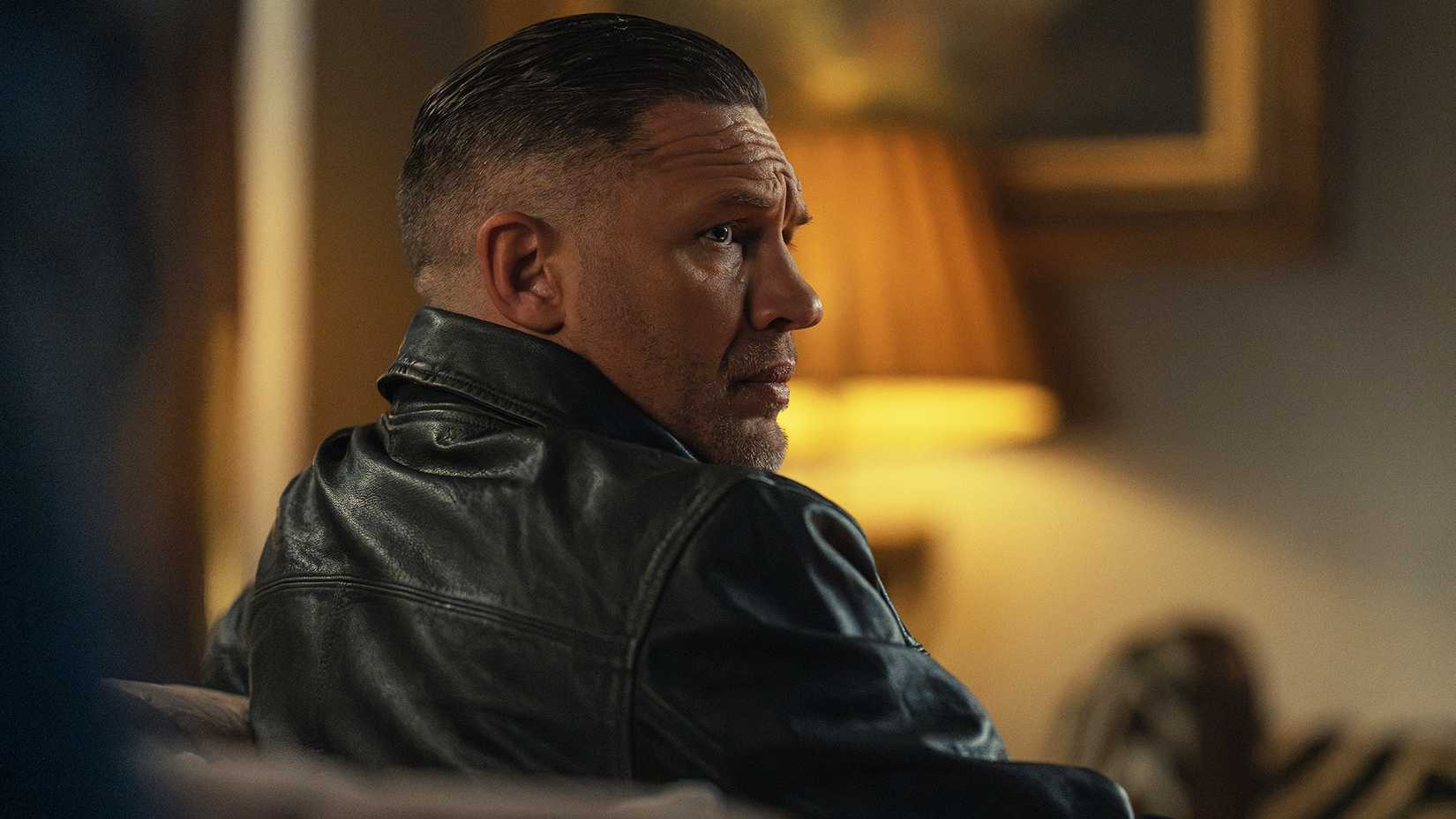 Tom Hardy as Harry Da Souza In MobLand, episode 1, season 2