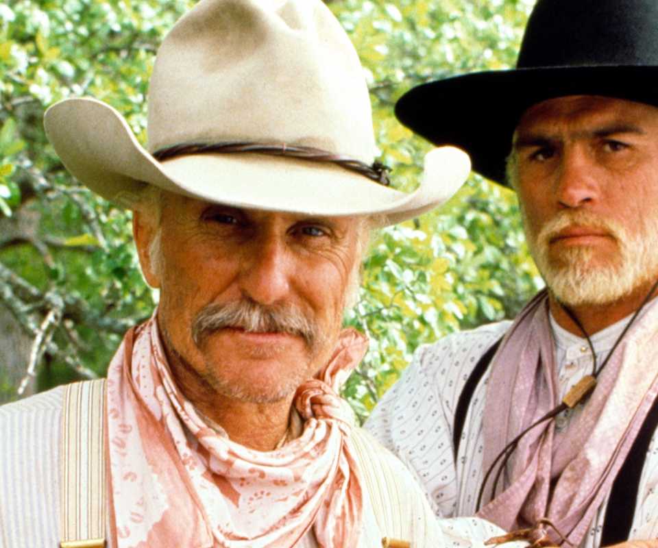Tommy Lee Jones and Robert Duvall in Lonesome Dove