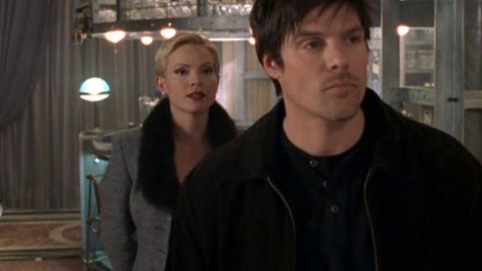 Elizabeth Gracen, Paul Johansson in Highlander: The Raven