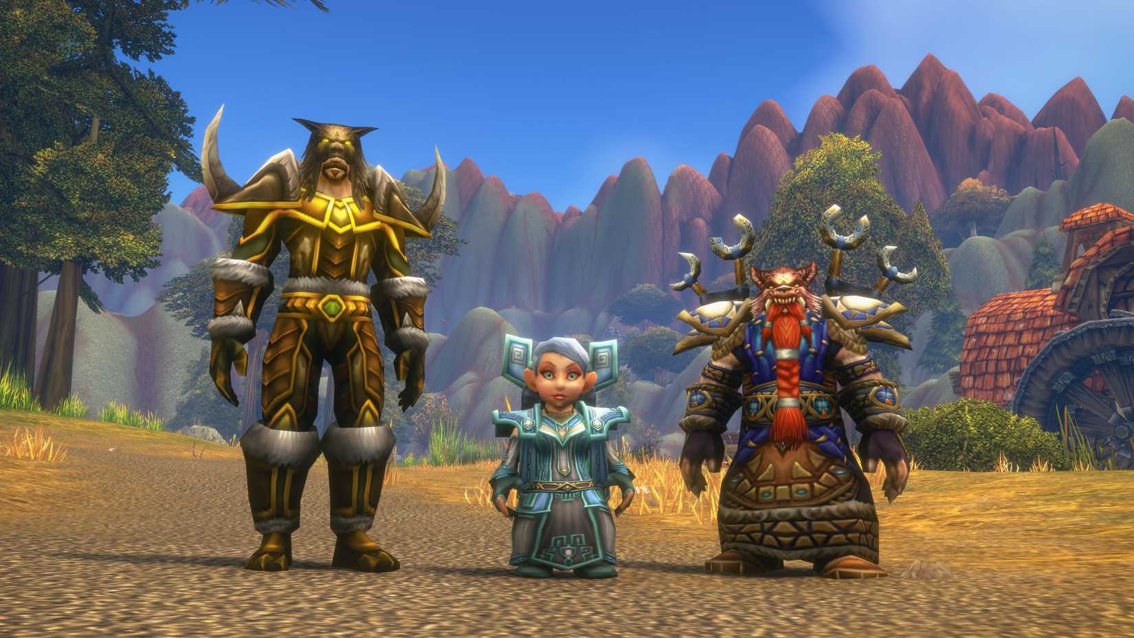 World of Warcraft Forever classes, image showing three player characters standing looking at the camera