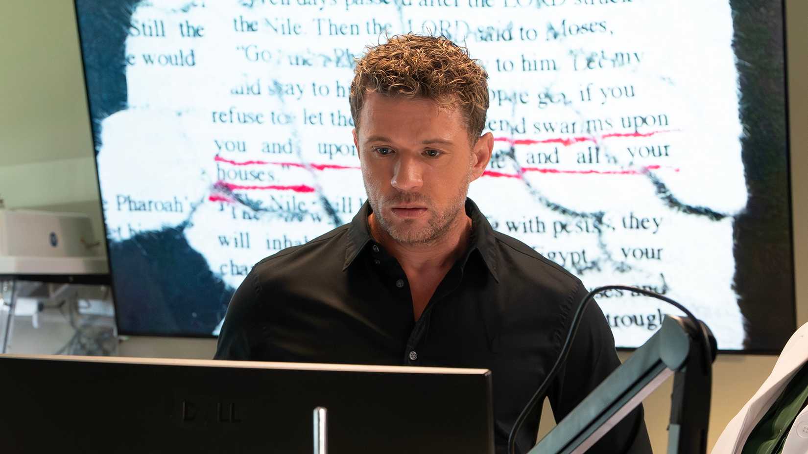 Ryan Phillippe as Rogue in 9-1-1: Nashville season 2, episode 1.