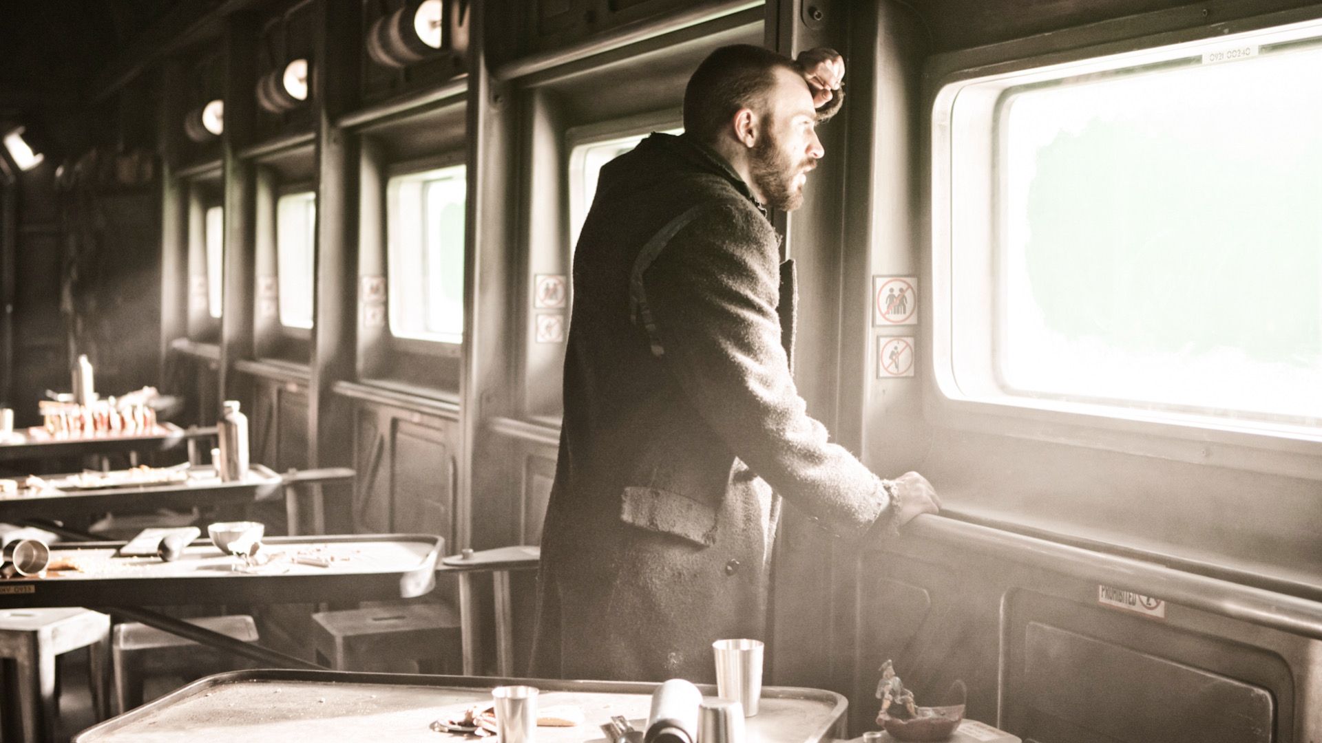 'Silo Meets The Expanse' Sci-Fi Series Misses The Point Of The Superior Movie Version image