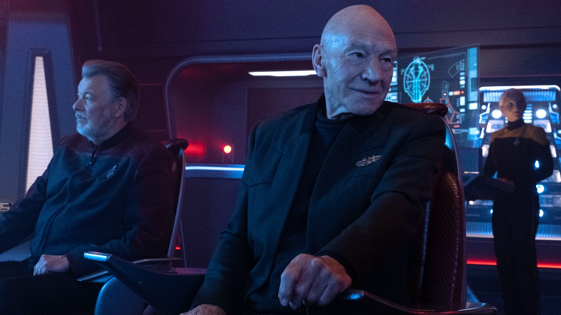 Patrick Stewart Was “All In” On Star Trek: Legacy & Pitched His Perfect Role In Picard Spinoff image