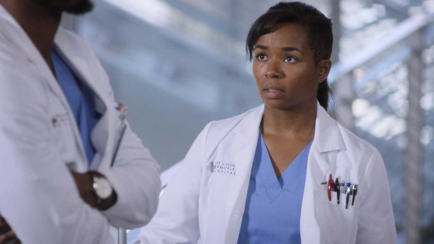 Alexis Floyd as Simone Griffith in Grey's Anatomy season 23, episode 2-1