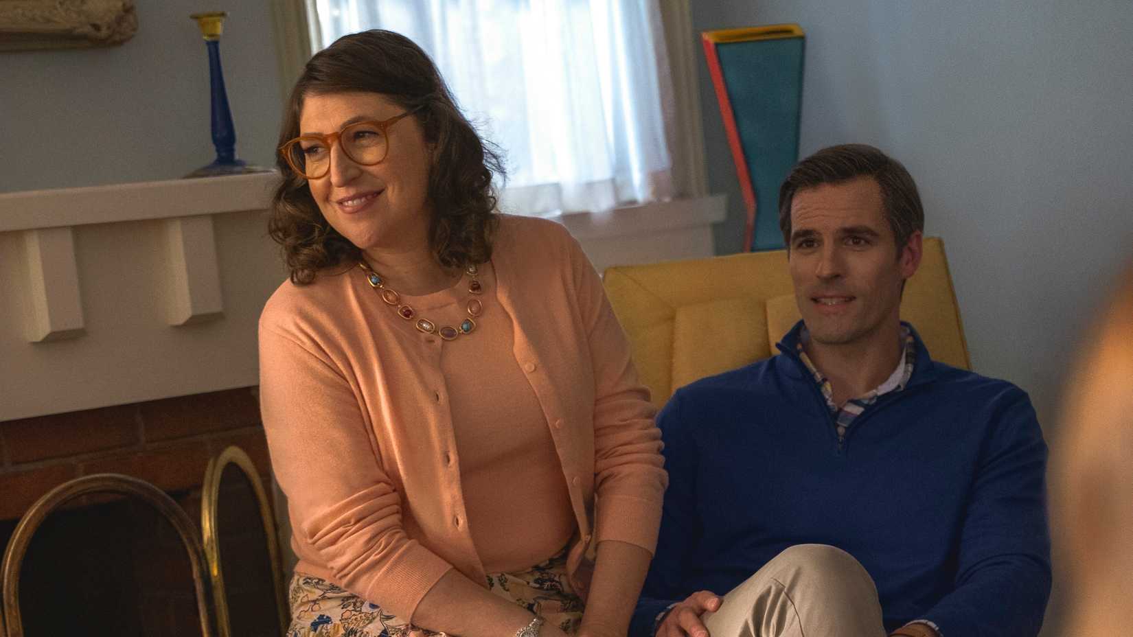 Amy sitting with The Flash in Stuart Fails to Save the Universe