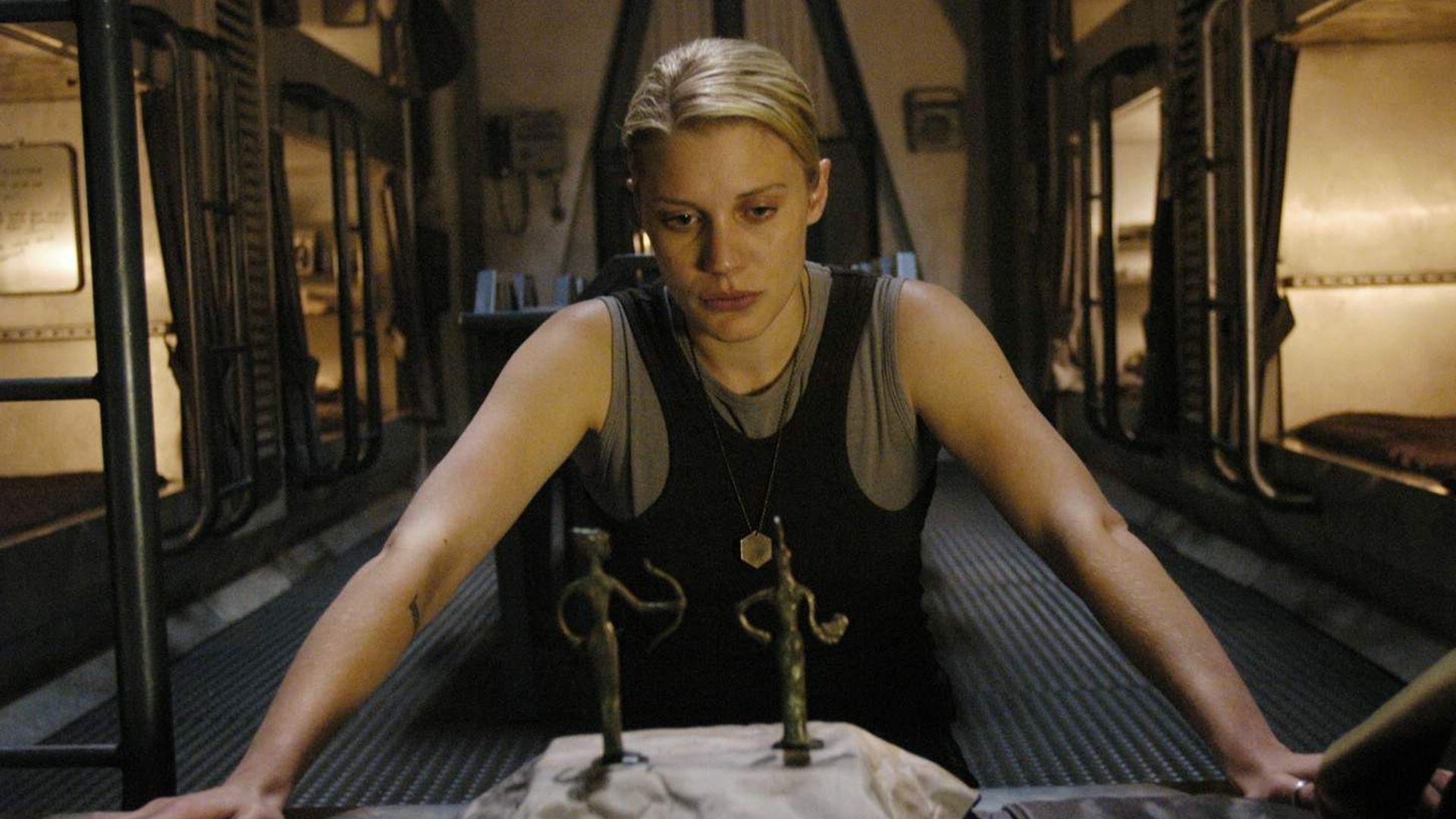 Prime Video Is Giving A Classic '90s Sci-Fi Franchise The Battlestar Galactica Treatment