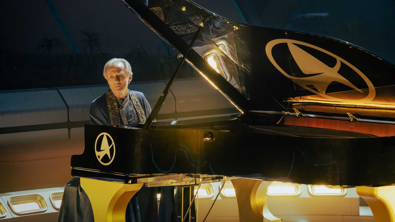 Bill Nighy plays guitar in Starfleet Academy season 2