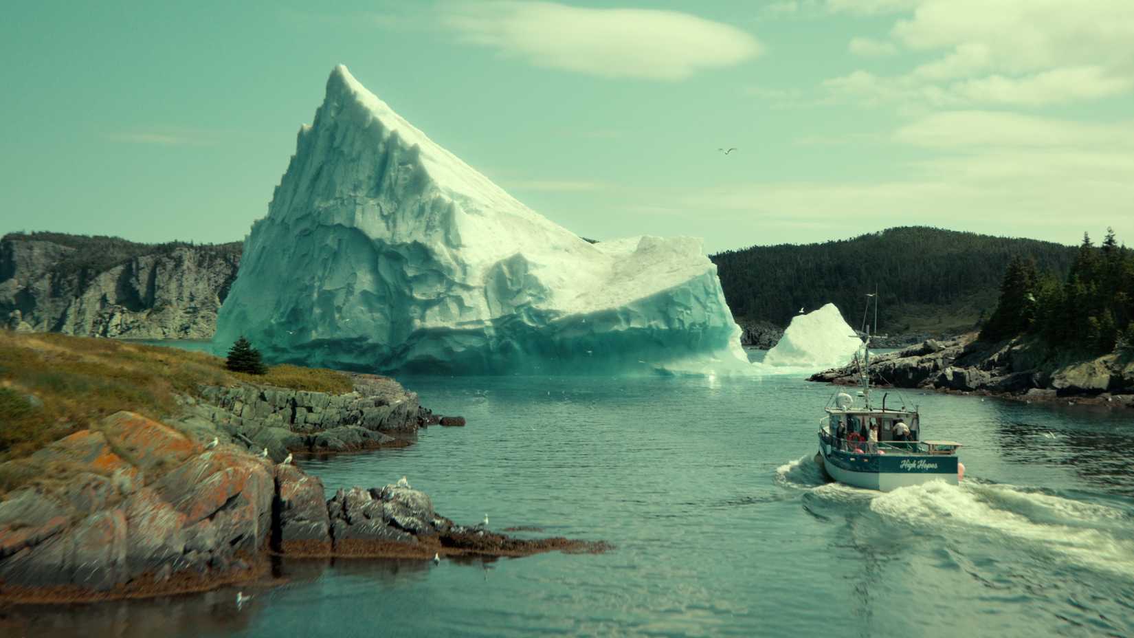 Boat going toward iceberg in Below