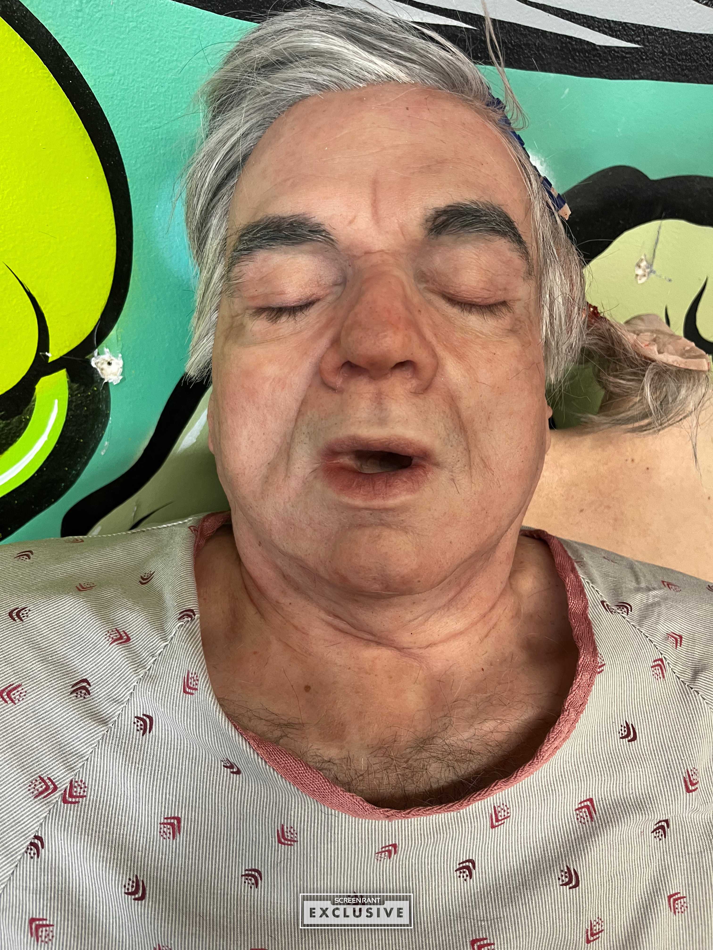 Chicago Med Oliver Platt Dummy Prop SCREENRANT EXCLUSIVE