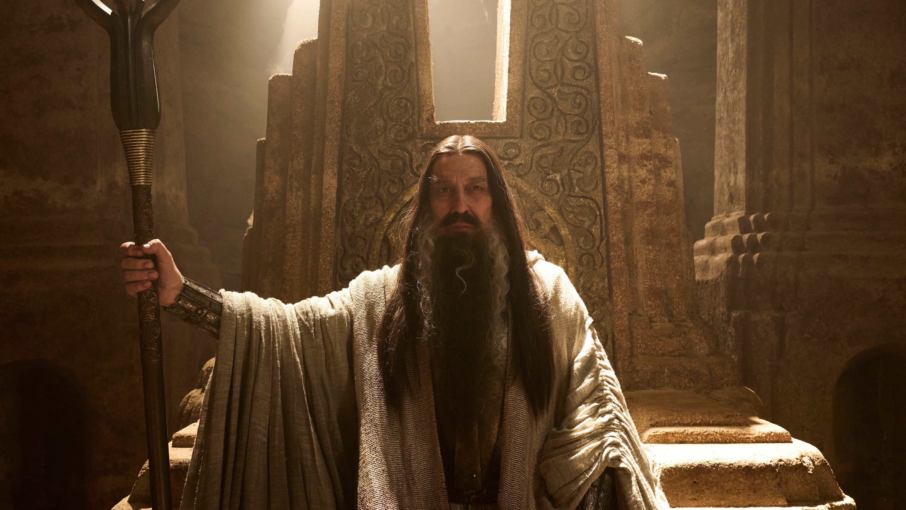 The Rings Of Power Is Going One Better Than Prime Video's Other Big Live-Action Fantasy Adaptation image