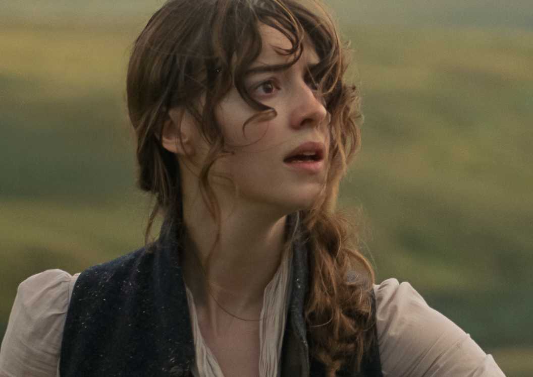 Daisy Edgar-Jones as Elinor looking surprised in Sense and Sensibility 2026