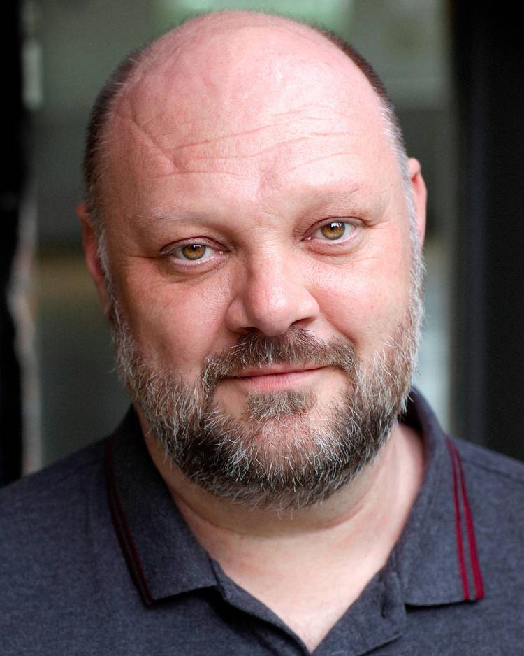 Daniel Fearn headshot
