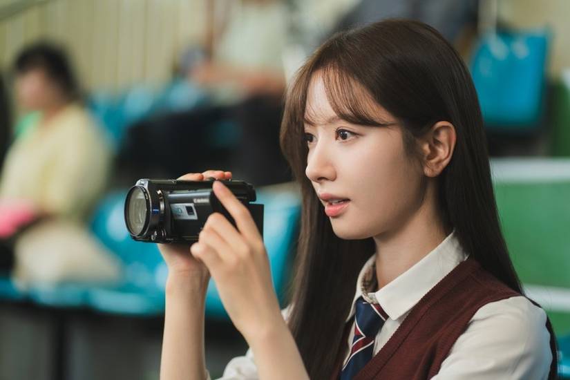 Dive Into You Ha-na with camcorder