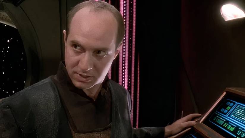 Dr. Elias Giger DS9