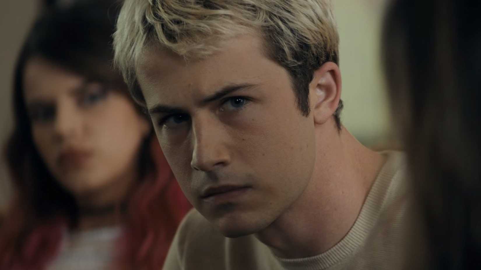 Dylan Minnette in Scream (2022).