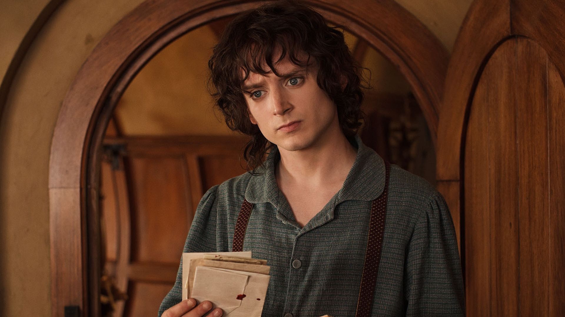 The Best Fantasy Miniseries Of All Time Is Elijah Wood's 10-Part Dark Masterpiece