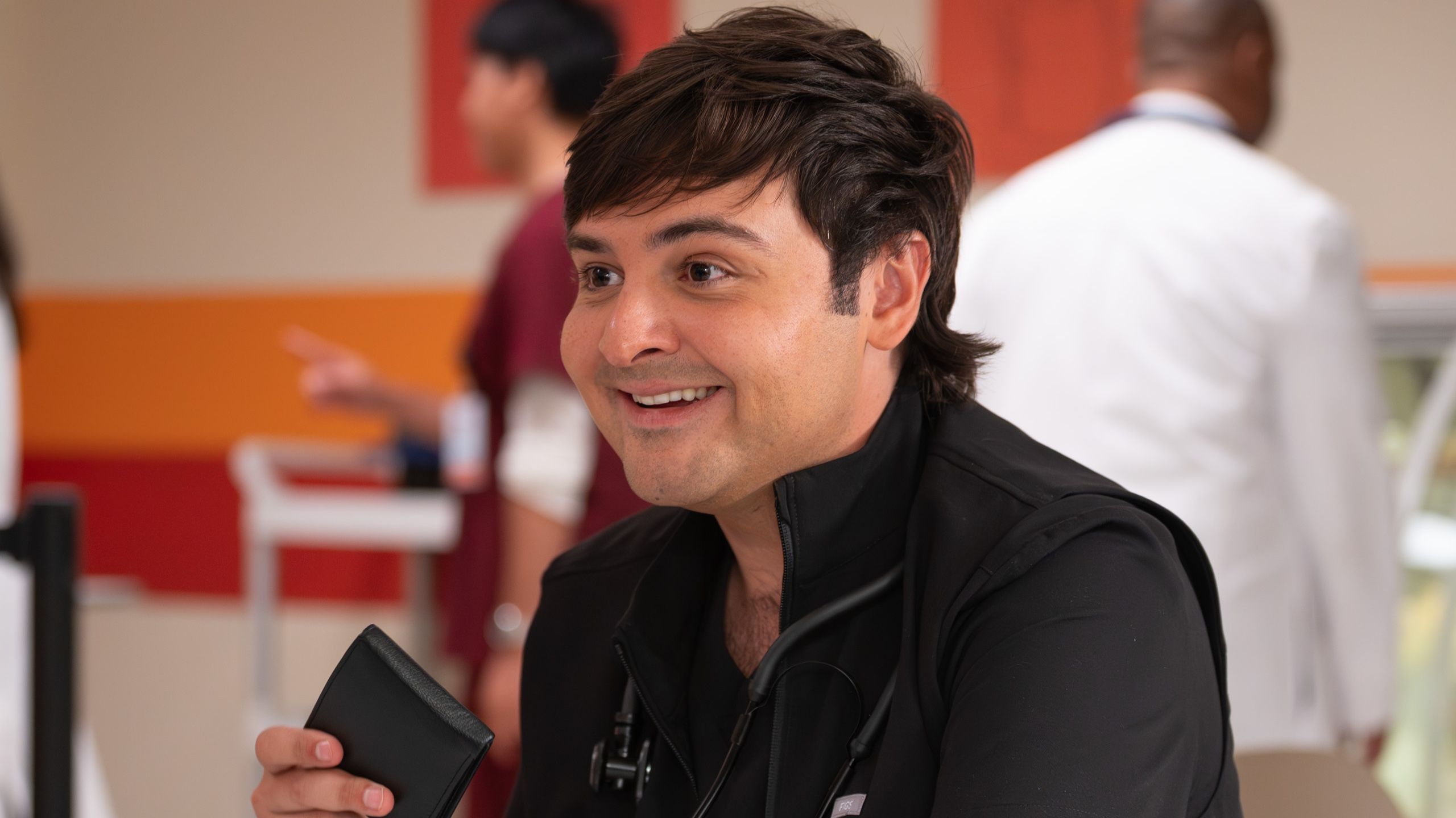 grant-summers-scrubs-s2 ABC Officially Unveils Scrubs Reboot's Bob Kelso Replacement