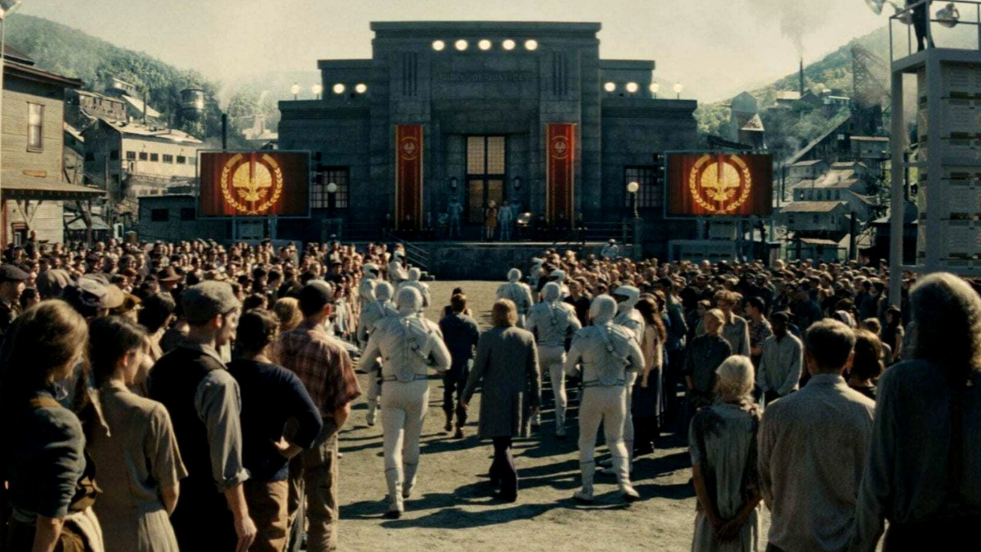 3 Best Movies To Watch On Disney+ This Weekend (October 17-18) image
