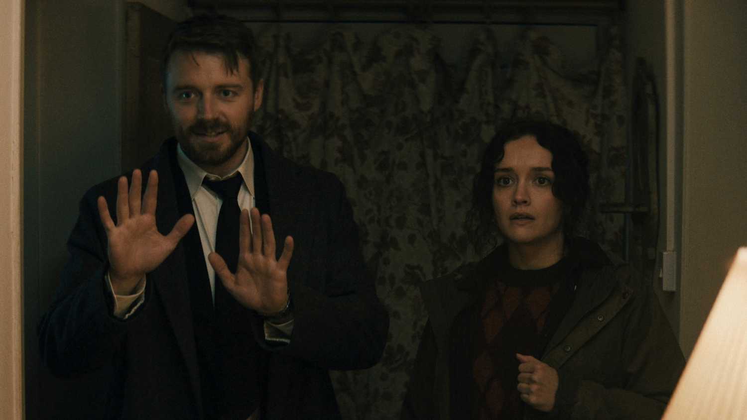 jack-lowden-as-river-cartwright-and-olivia-cooke-as-sidonie-baker Slow Horses Officially Sets New Series-Record Rotten Tomatoes Audience Score After Season 6 Finale