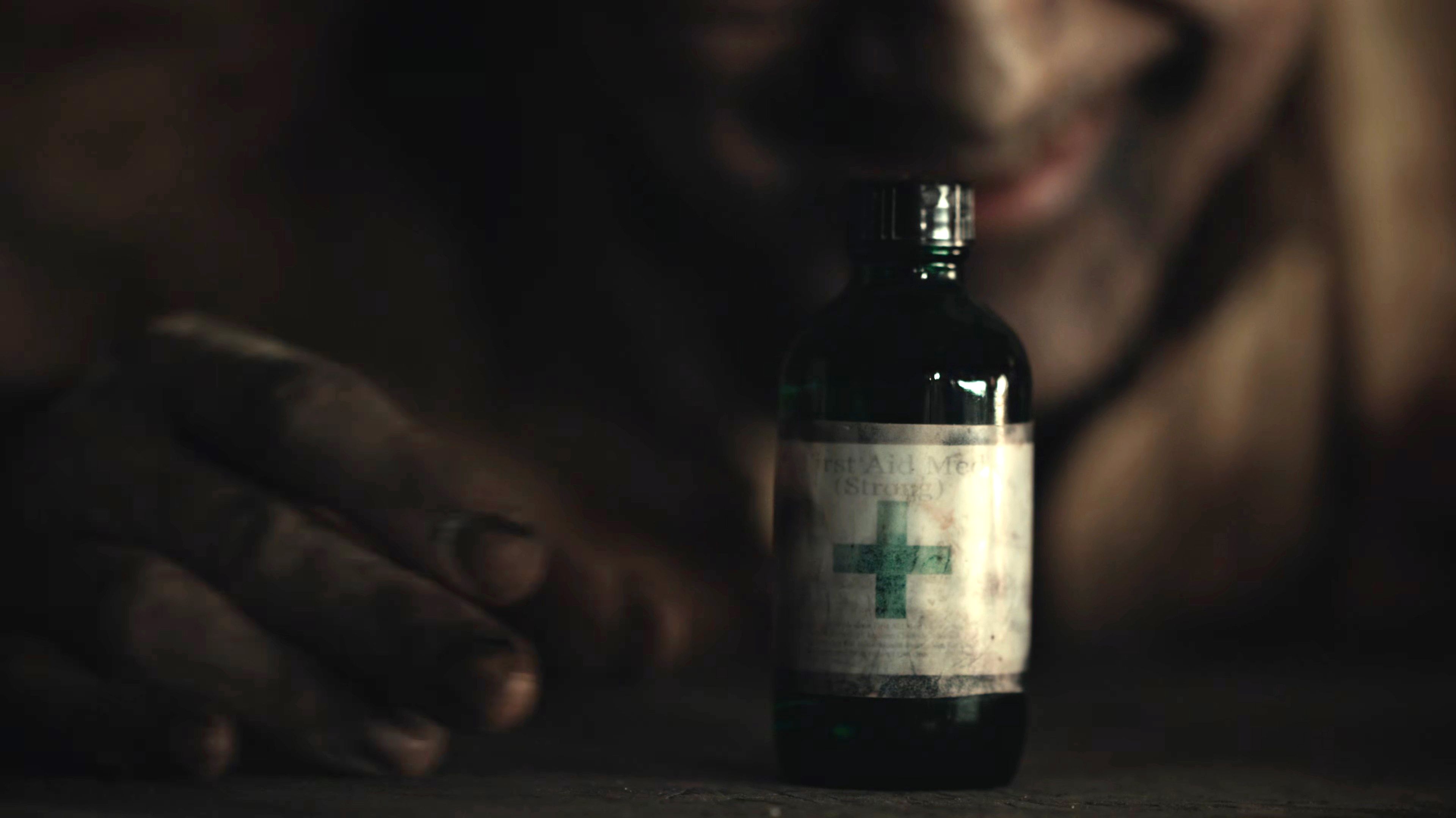 jason-douglas-jack-setting-down-a-medical-gel-bottle-in-biohazard How Chandler Riggs Went From The Walking Dead To Resident Evil's Most Accurate Adaptation Yet