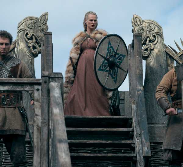 Jessica Madsen (Gunnhild) in BLOODAXE SEASON 1