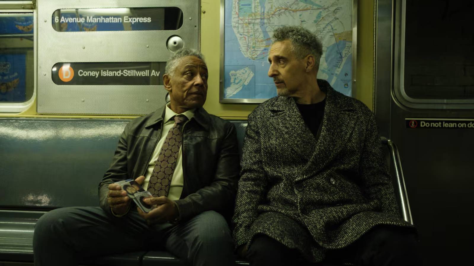 Rian Johnson's New R-Rated Crime Thriller Debuts To Stellar Rotten ...