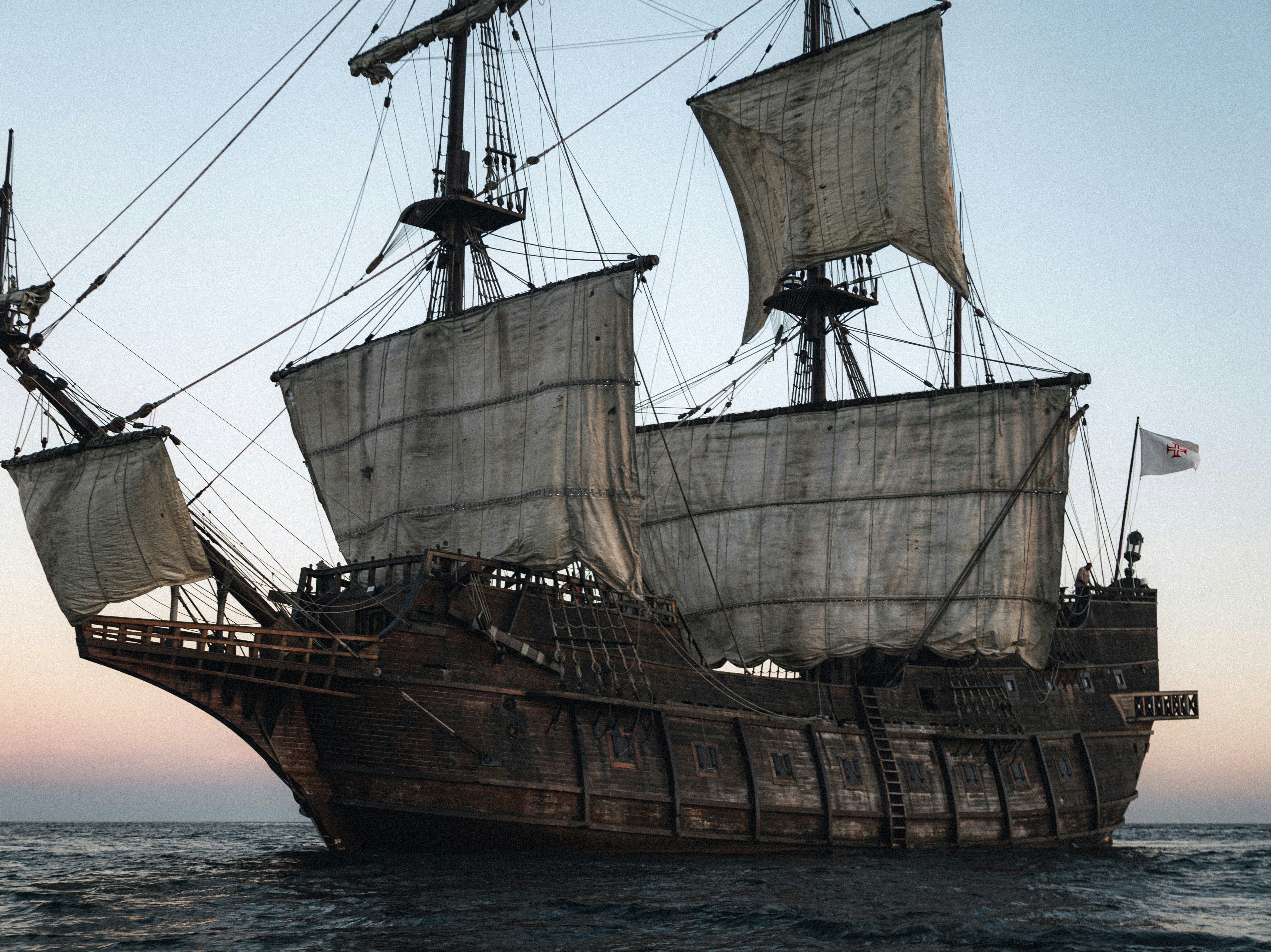 8 Amazing Pirate Fantasy Books