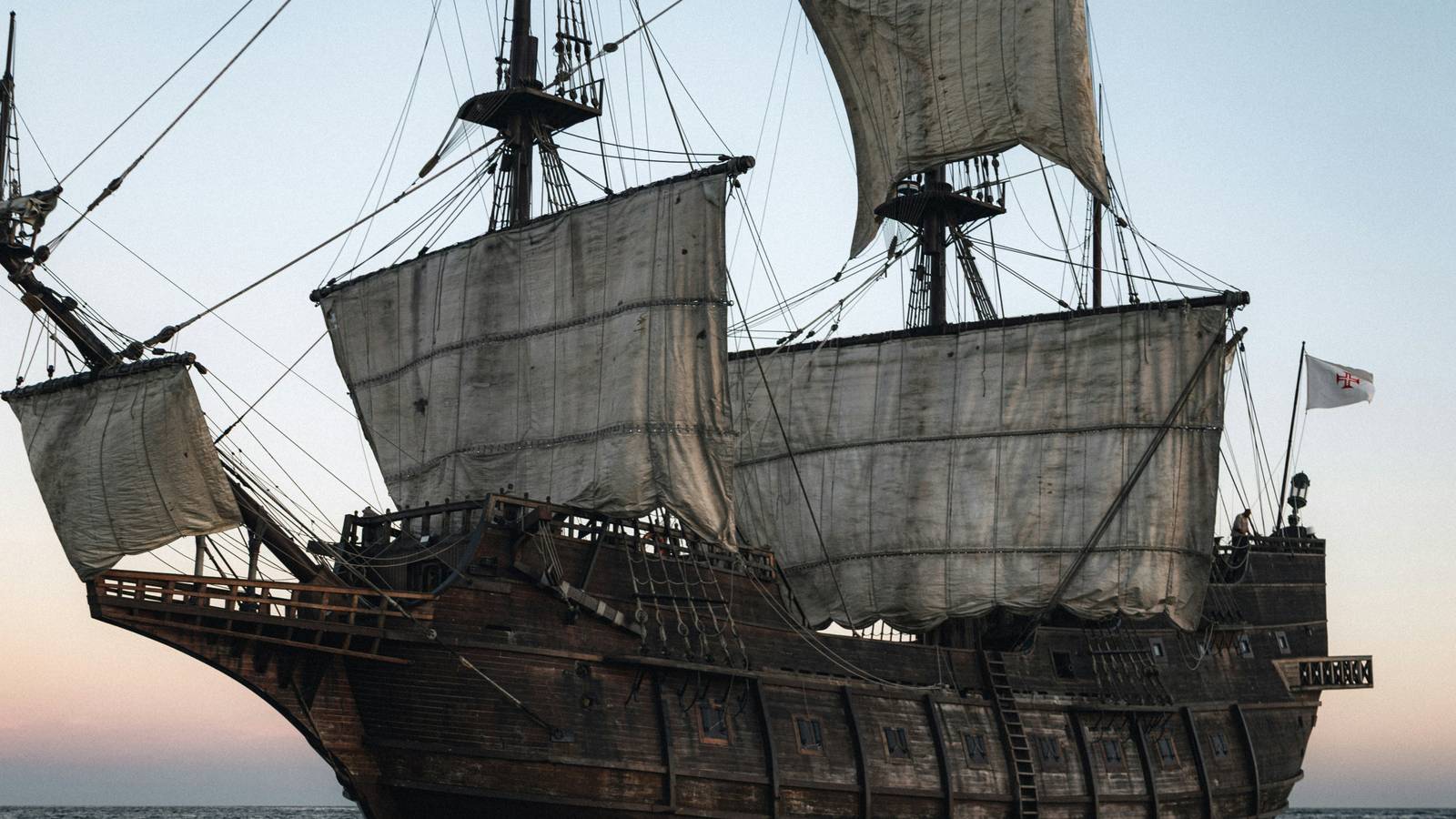 8 Amazing Pirate Fantasy Books