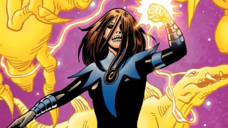 karu-sil-wields-a-yellow-lantern-ring-as-part-of-the-sinestro-corps Sinestro's Yellow Lantern Corps Origin In The Comics, Explained