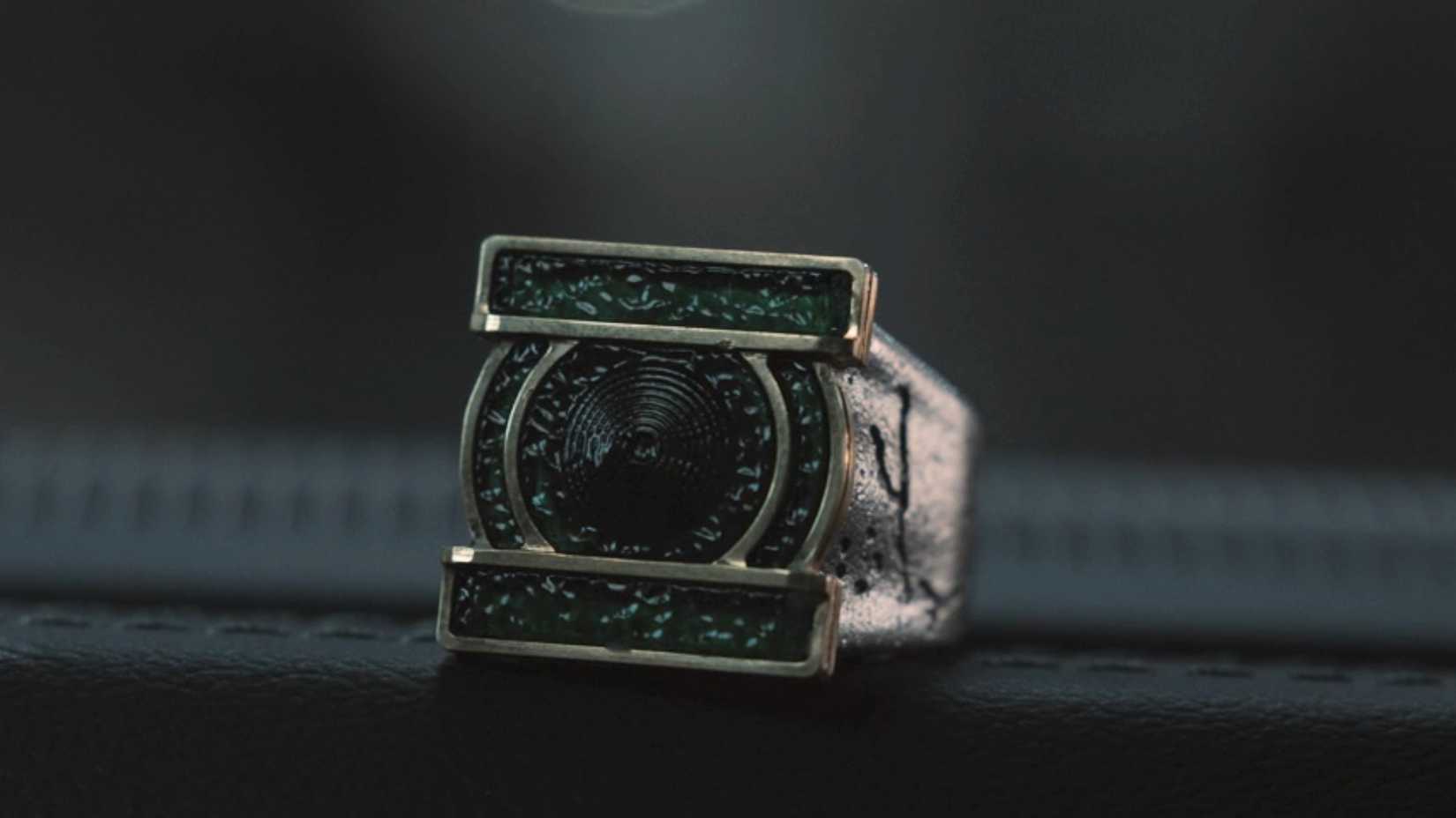 Lantern Power Ring on Dashboard in Lanterns Episode 8
