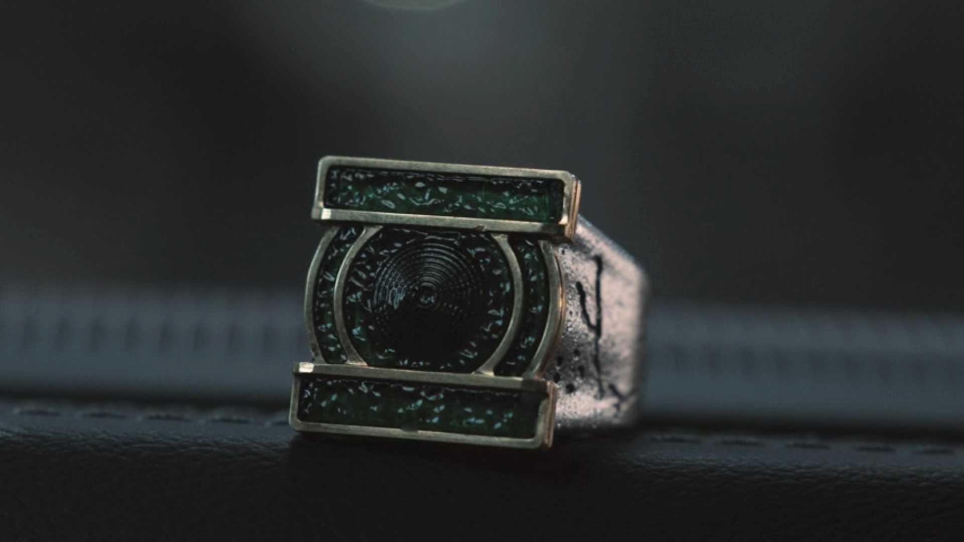 Lantern Power Ring on Dashboard in Lanterns Episode 8