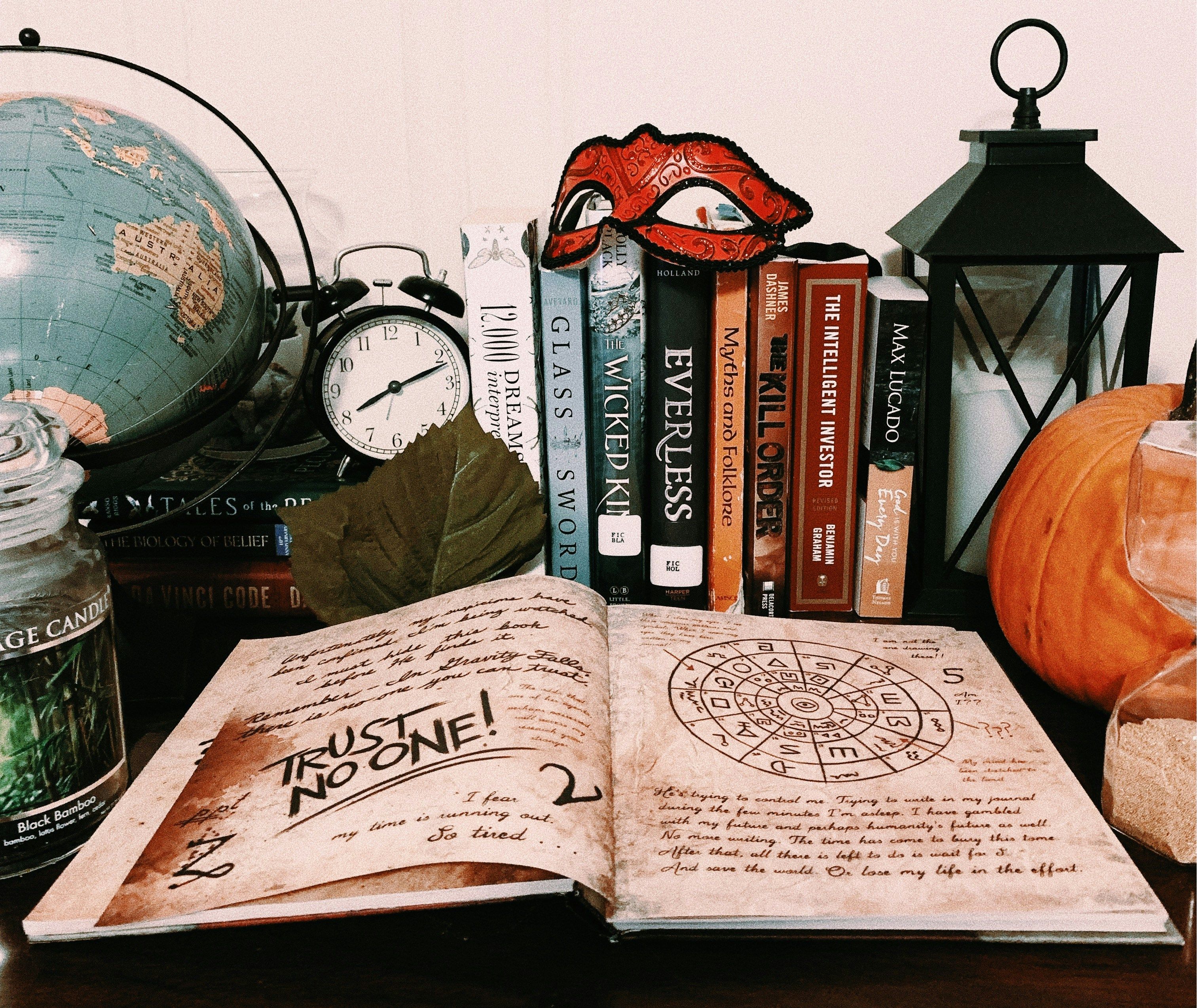 Supernatural fantasy books