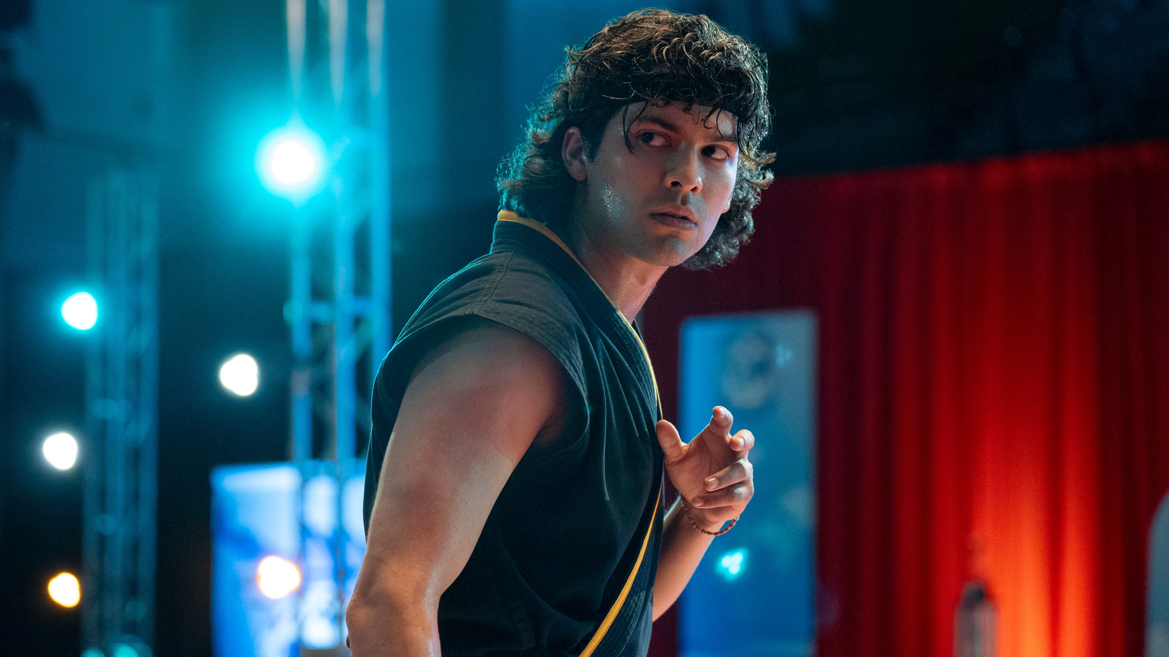 Netflix's 15-Episode TV-MA Cobra Kai Replacement Is One Of Its Best Thrillers