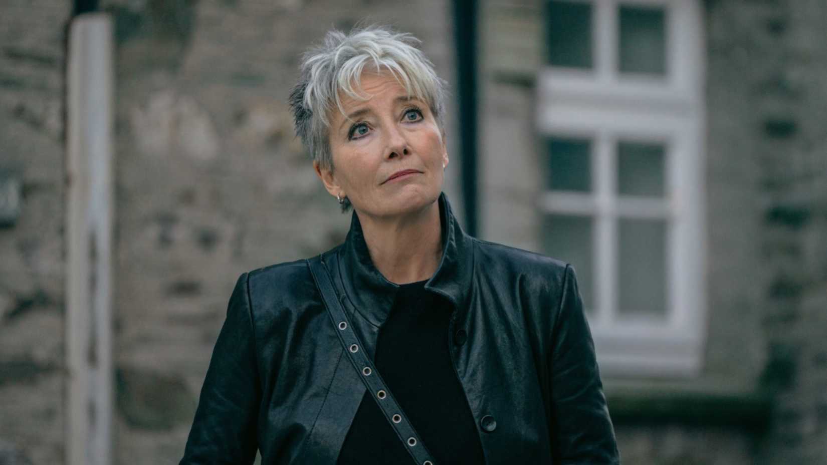 Emma Thompson as Zoë Boehm in Down Cemetery Road season 1, episode 6