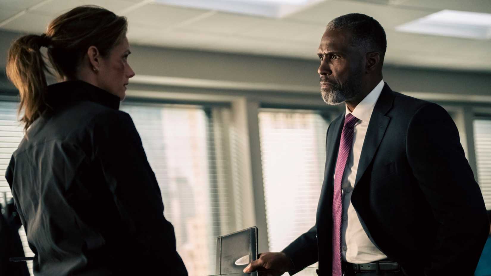 ADIC Green talking to Maggie in FBI season 9, episode 1