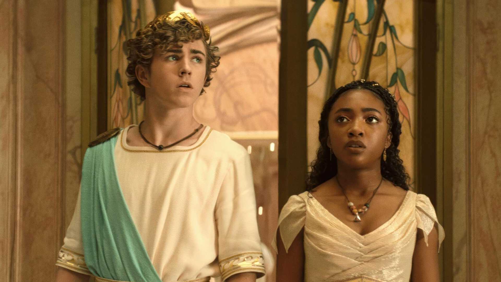 percy-and-annabeth-wearing-greek-clothing-in-percy-jackson-and-the-olympians Percy Jackson Series Officially Sets Exciting New Streaming Release This Week