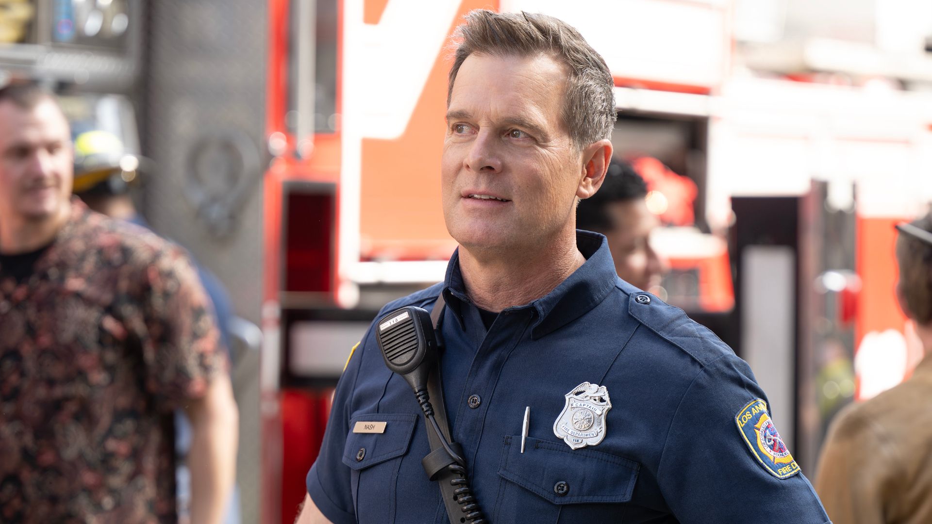 Peter Krause's New Crime Drama Steals 9-1-1's Biggest Hook image